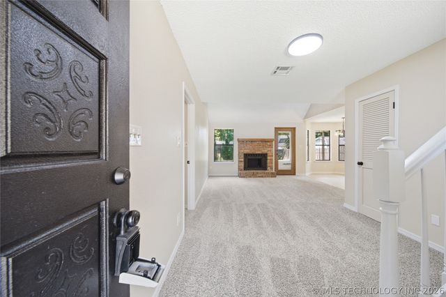 2007 S Missouri Court, Claremore, OK 74019
