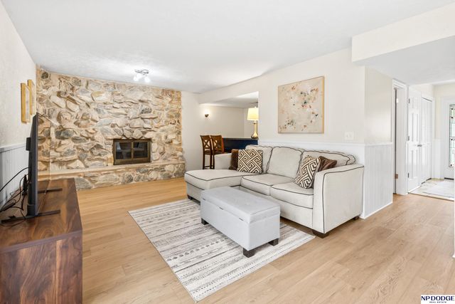10312 W Street, Omaha, NE 68127