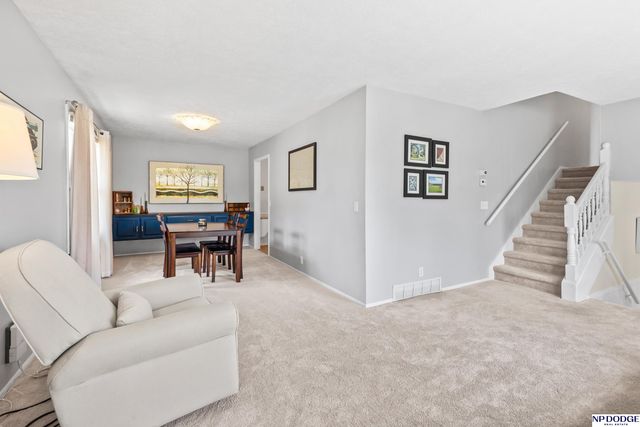 10312 W Street, Omaha, NE 68127