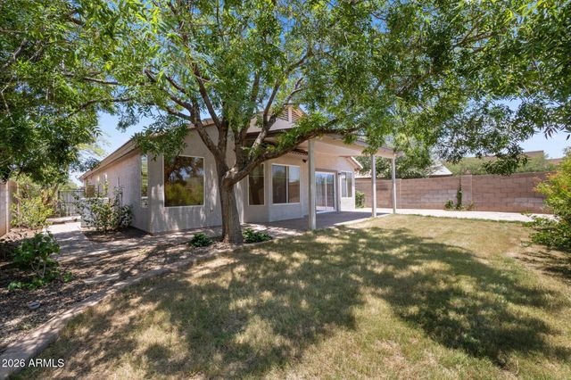 5055 E HILTON Avenue, Mesa, AZ 85206