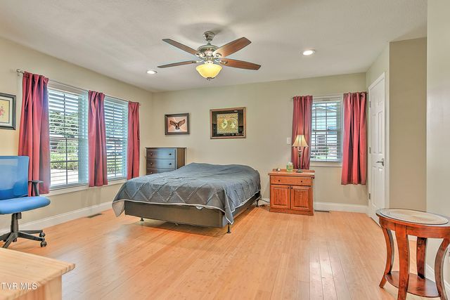 135 Stephen Drive, Church Hill, TN 37642