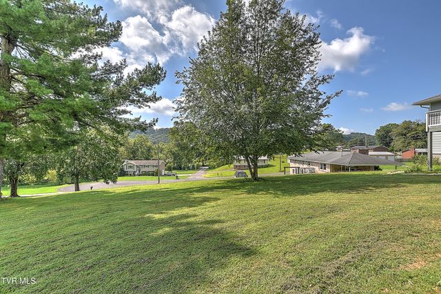 135 Stephen Drive, Church Hill, TN 37642