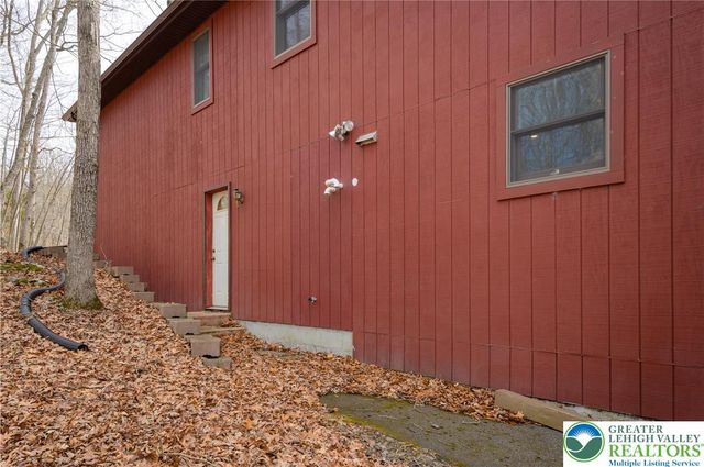 6159 Decker Road, Lehman Twp, PA 18324