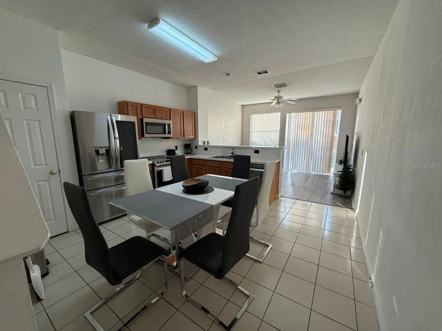 5210 PARADISE CAY CIRCLE, Kissimmee, FL 34746