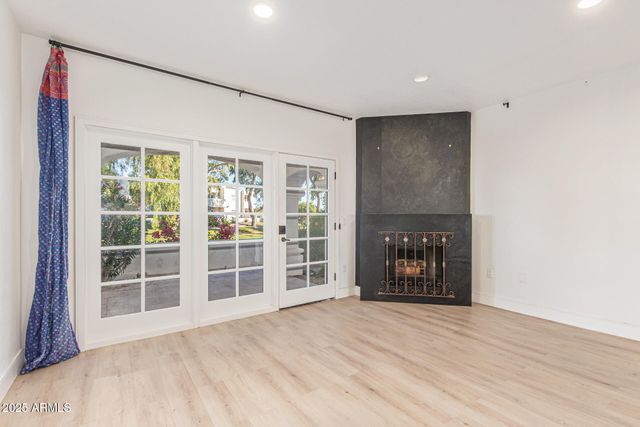 6153 N 28th Place, Phoenix, AZ 85016