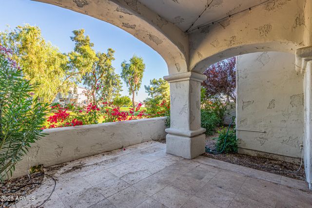 6153 N 28th Place, Phoenix, AZ 85016