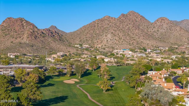 6153 N 28th Place, Phoenix, AZ 85016