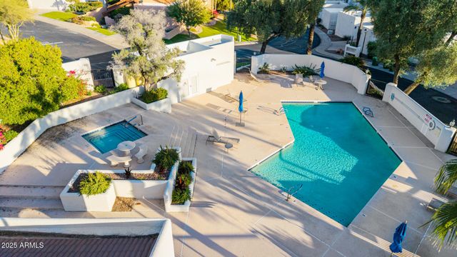 6153 N 28th Place, Phoenix, AZ 85016