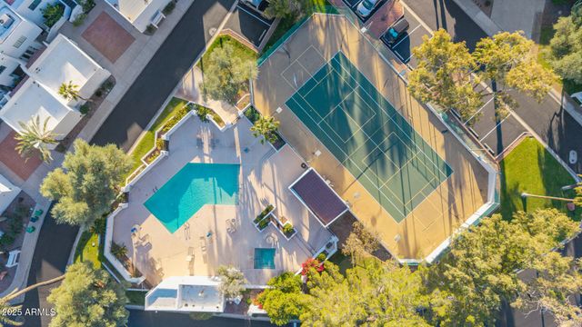 6153 N 28th Place, Phoenix, AZ 85016