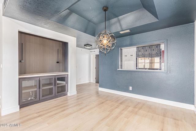 6153 N 28th Place, Phoenix, AZ 85016