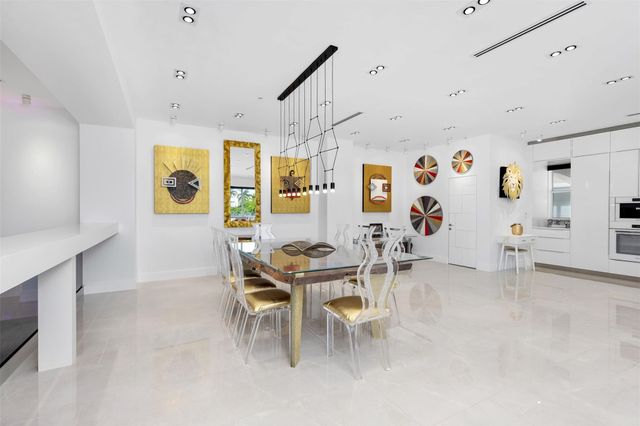 3021 Riomar Street, Fort Lauderdale, FL 33304