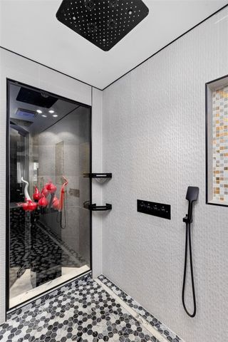 3021 Riomar Street, Fort Lauderdale, FL 33304