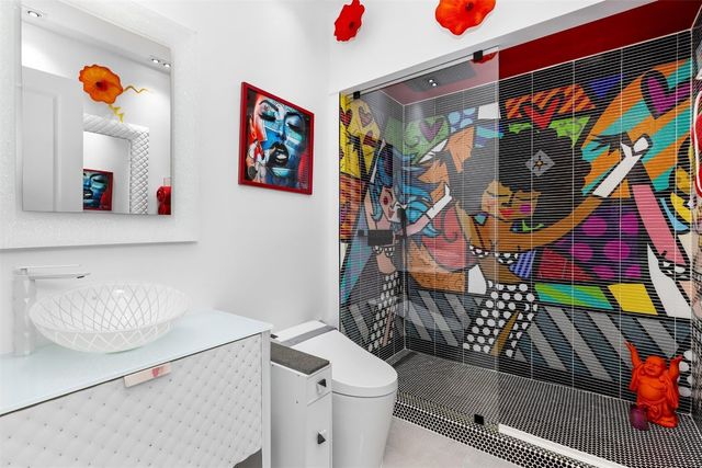 3021 Riomar Street, Fort Lauderdale, FL 33304