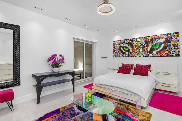 3021 Riomar Street, Fort Lauderdale, FL 33304