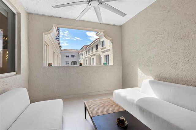 3021 Riomar Street, Fort Lauderdale, FL 33304