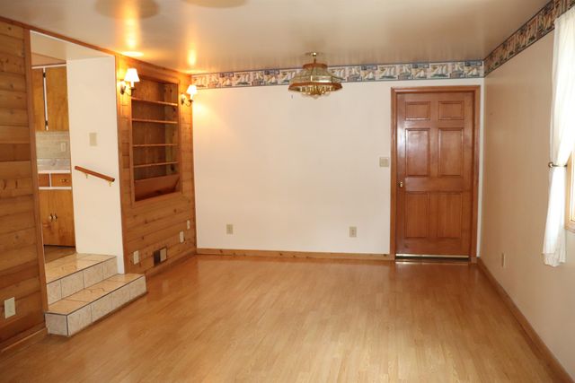 1100 Heavenridge Road, Essexville, MI 48732