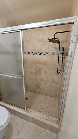 6960 SW 39th Street E101, Davie, FL 33314