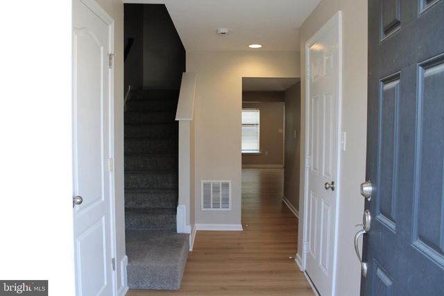 8 CECILY WAY, Ranson, WV 25438