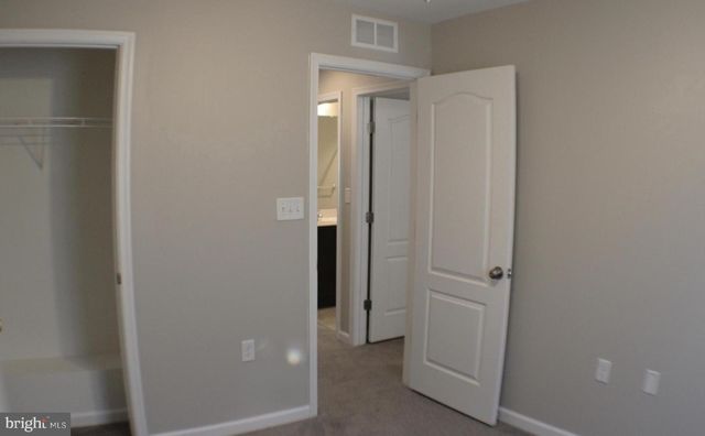 8 CECILY WAY, Ranson, WV 25438