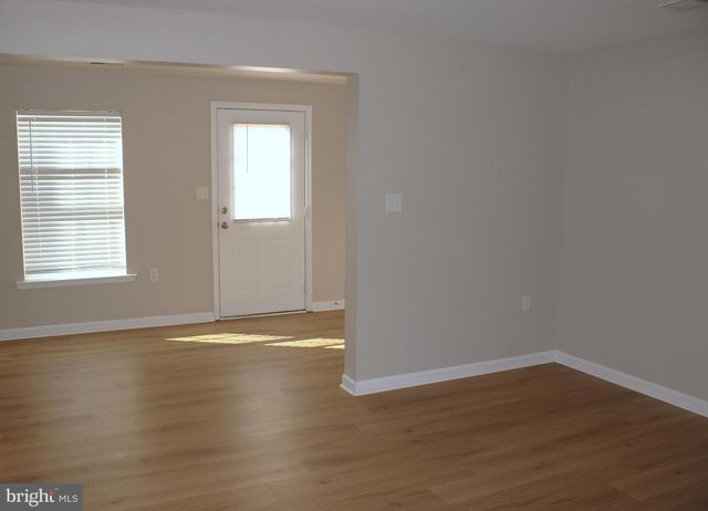 8 CECILY WAY, Ranson, WV 25438