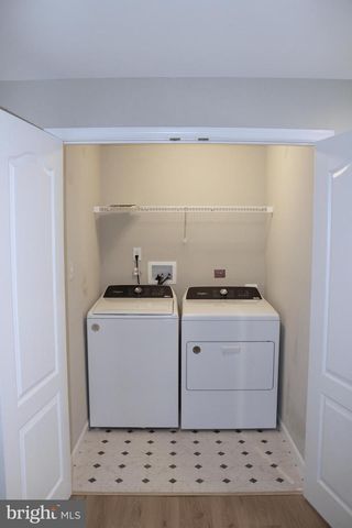 8 CECILY WAY, Ranson, WV 25438