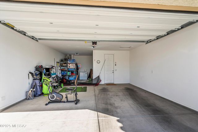 11825 E Becker Drive, Vail, AZ 85641