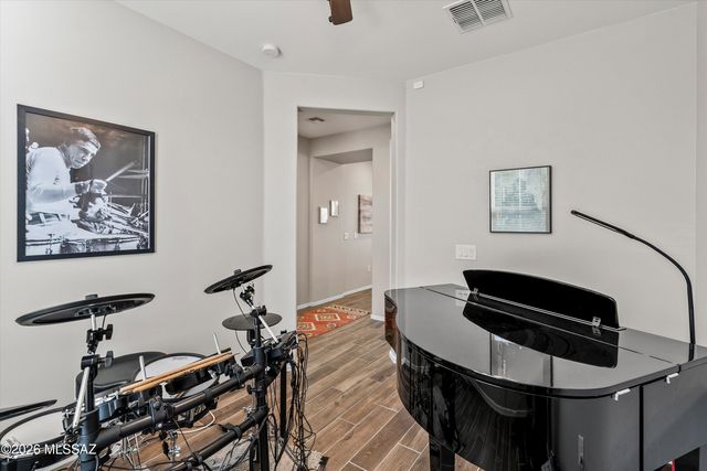 11825 E Becker Drive, Vail, AZ 85641