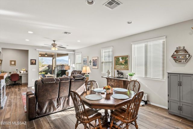 11825 E Becker Drive, Vail, AZ 85641