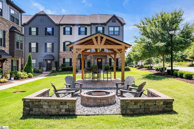 20 Rollins Avenue, Greenville, SC 29607