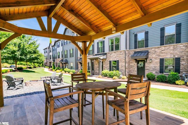 20 Rollins Avenue, Greenville, SC 29607