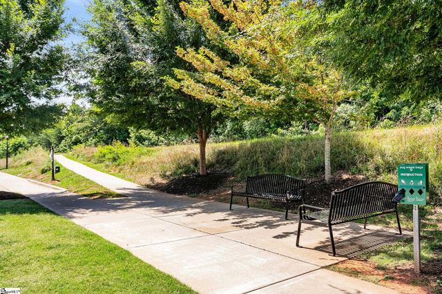 20 Rollins Avenue, Greenville, SC 29607