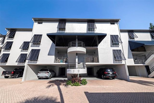 522 PINELLAS BAYWAY S 107, St Petersburg, FL 33715