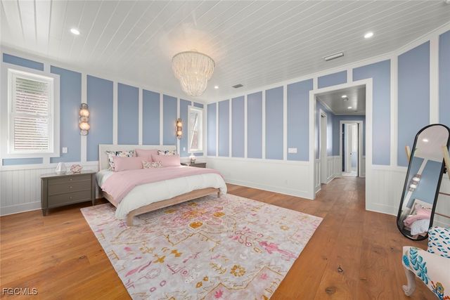 6401 Pine AVE, Sanibel, FL 33957