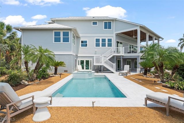 6401 Pine AVE, Sanibel, FL 33957