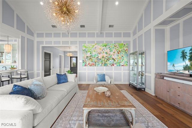 6401 Pine AVE, Sanibel, FL 33957