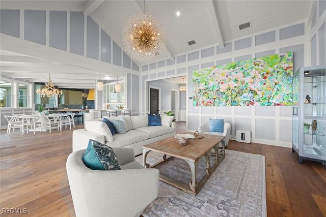 6401 Pine AVE, Sanibel, FL 33957