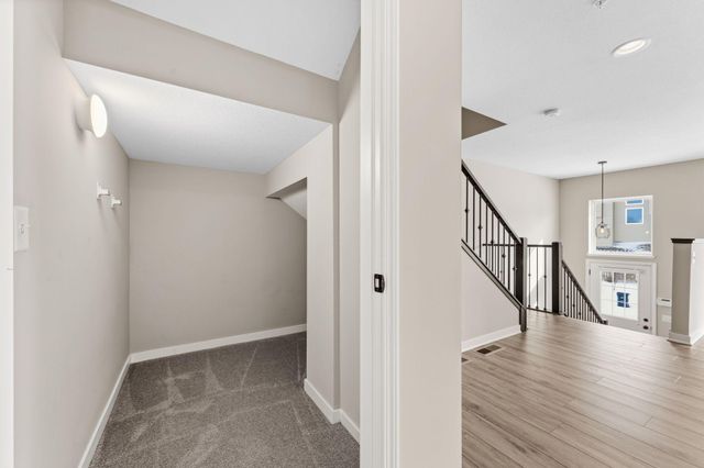 18610 Jonesboro Court 205, Lakeville, MN 55044