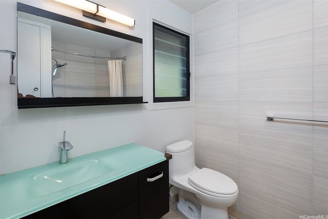 4103 Kahala Avenue, Honolulu, HI 96816