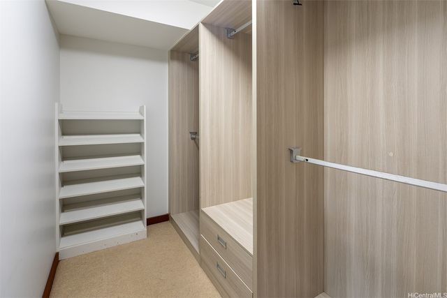 4103 Kahala Avenue, Honolulu, HI 96816