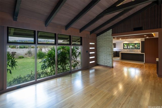 4103 Kahala Avenue, Honolulu, HI 96816