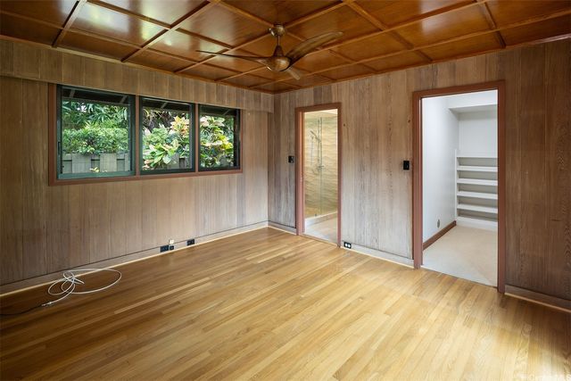 4103 Kahala Avenue, Honolulu, HI 96816