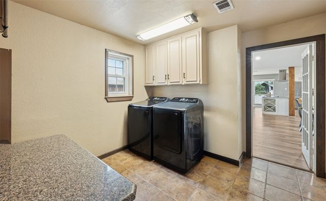 3419 Lakeridge Drive, Grapevine, TX 76051