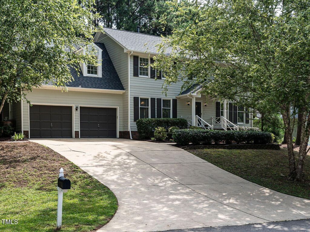 4032 Brook Cross Drive, Apex, NC 27539