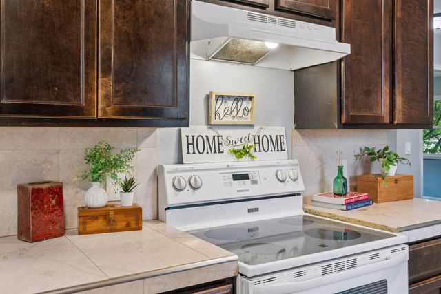 5149 University Avenue NE, Columbia Heights, MN 55421