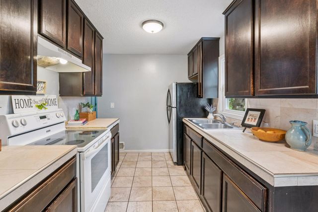 5149 University Avenue NE, Columbia Heights, MN 55421