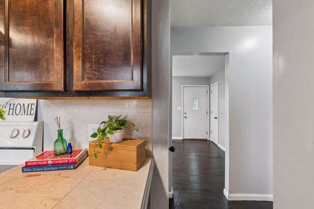 5149 University Avenue NE, Columbia Heights, MN 55421
