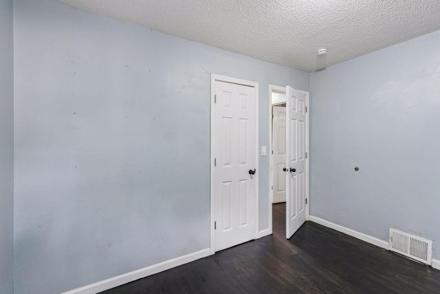 5149 University Avenue NE, Columbia Heights, MN 55421