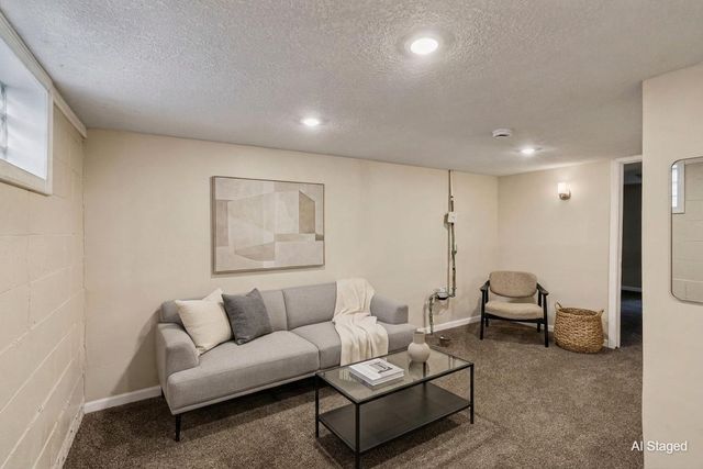 5149 University Avenue NE, Columbia Heights, MN 55421