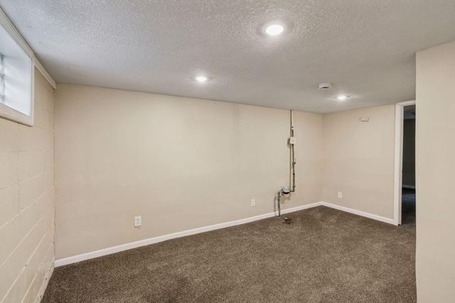5149 University Avenue NE, Columbia Heights, MN 55421
