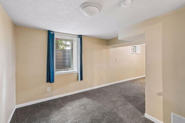 5149 University Avenue NE, Columbia Heights, MN 55421
